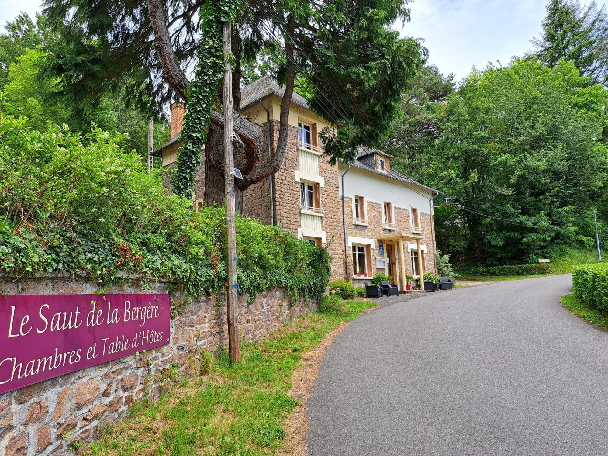 Aubazines B&B Le Saut De La Bergere מראה חיצוני תמונה